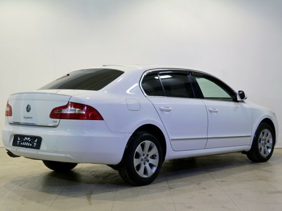 Skoda Superb Elegance, 1.8 л, АТ, 2012 фото 5