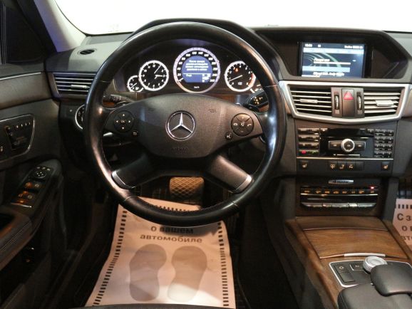Mercedes-Benz E-Класс, 3.5 л, АТ, 2010 фото 9