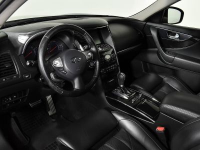 Infiniti FX, 3.7 л, АКПП, 2010 фото 7