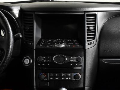 Infiniti FX, 3.7 л, АКПП, 2010 фото 10