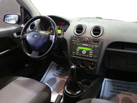Ford Fusion Elegance, 1.6 л, МТ, 2011 фото 7