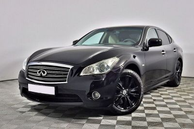 Infiniti M, 3.7 л, АКПП, 2013 фото 3