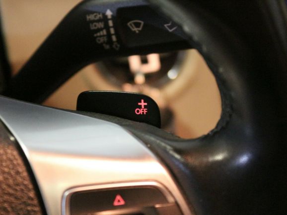 Volkswagen Passat CC Sport, 1.8 л, Робот, 2009 фото 15