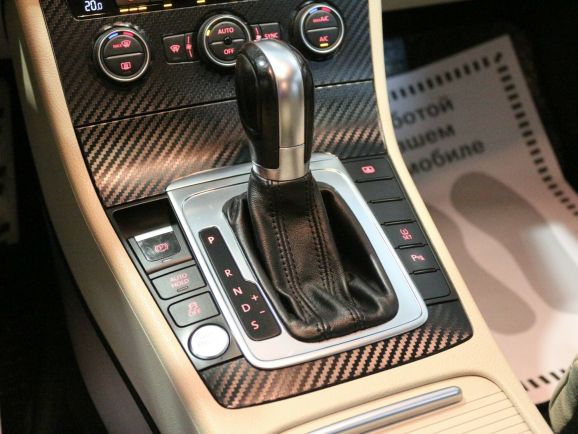 Volkswagen Passat CC Sport, 1.8 л, Робот, 2009 фото 16