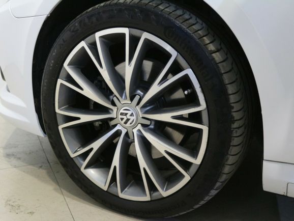 Volkswagen Passat CC Sport, 1.8 л, Робот, 2009 фото 1