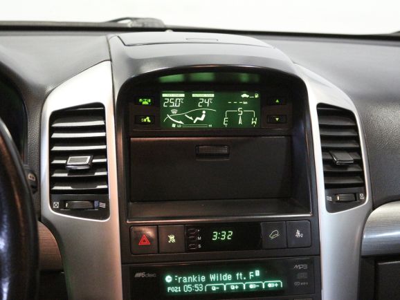 Chevrolet Captiva LT 2.4 AT 5-seats +, 2.4 л, АТ, 2010 фото 10