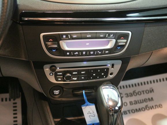 Renault Fluence, 1.6 л, Вариатор, 2016 фото 10