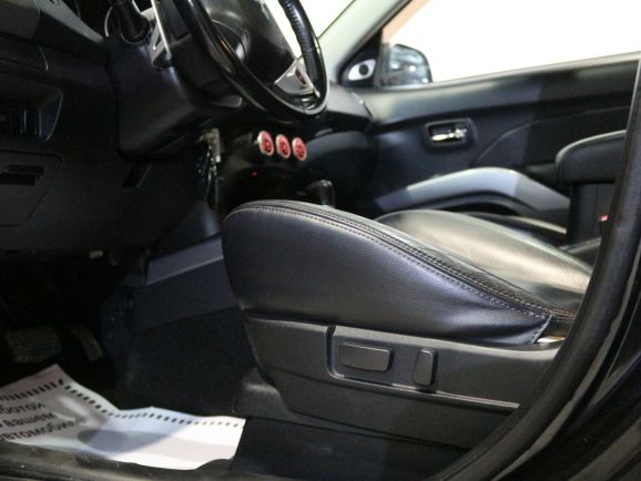 Mitsubishi Outlander Inspire, 3.0 л, АТ, 2007 фото 2