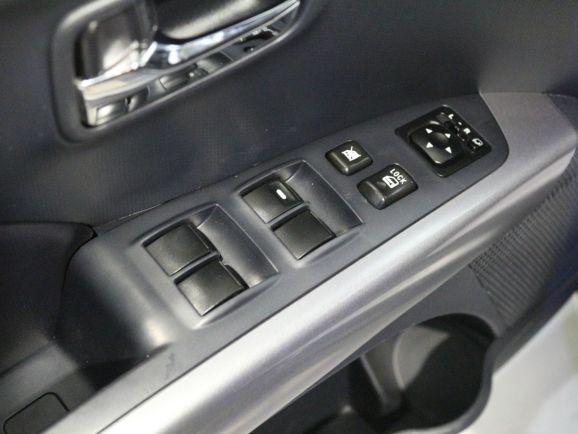 Mitsubishi Outlander Inspire, 3.0 л, АТ, 2007 фото 1