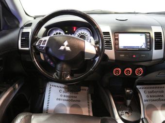 Mitsubishi Outlander Ultimate, 2.4 л, CVT, 2012 фото 10