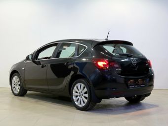 Opel Astra Cosmo, 1.6 л, АКПП, 2011 фото 6