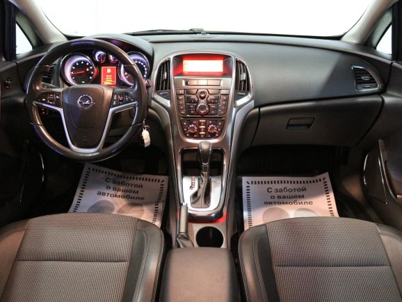 Opel Astra Cosmo, 1.6 л, АТ, 2011 фото 9