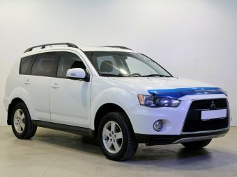 Mitsubishi Outlander Intense, 2.0 л, CVT, 2011 фото 5