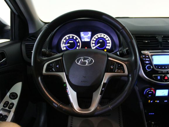 Hyundai Solaris Family, 1.6 л, АТ, 2011 фото 9