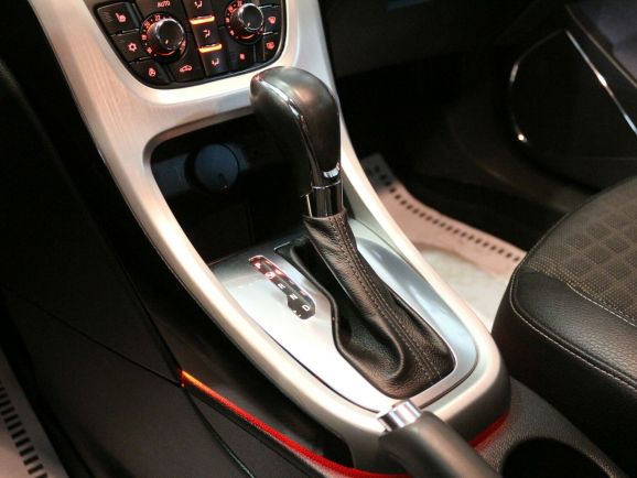 Opel Astra Sport, 1.4 л, АТ, 2012 фото 12