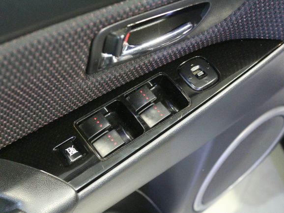 Mazda 3, 1.6 л, АТ, 2008 фото 1