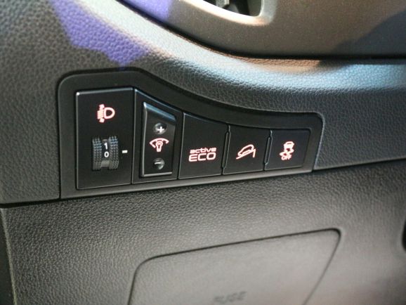 Kia Sportage, 2.0 л, АТ, 2013 фото 1