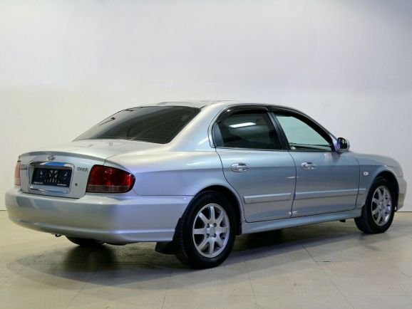 Hyundai Sonata MT5, 2.0 л, МТ, 2011 фото 4