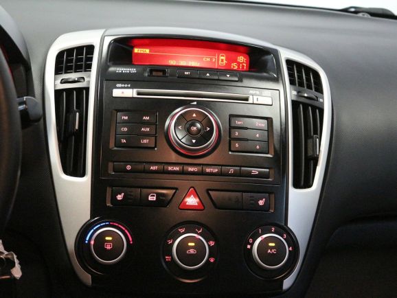 Kia Ceed Comfort, 1.6 л, АТ, 2011 фото 10