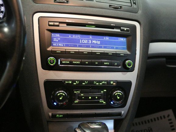 Skoda Octavia, 1.8 л, АТ, 2012 фото 10