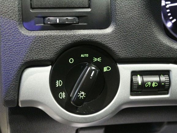 Skoda Octavia, 1.8 л, АТ, 2012 фото 2