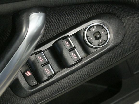 Ford Mondeo Titanium, 2.0 л, Робот, 2013 фото 1