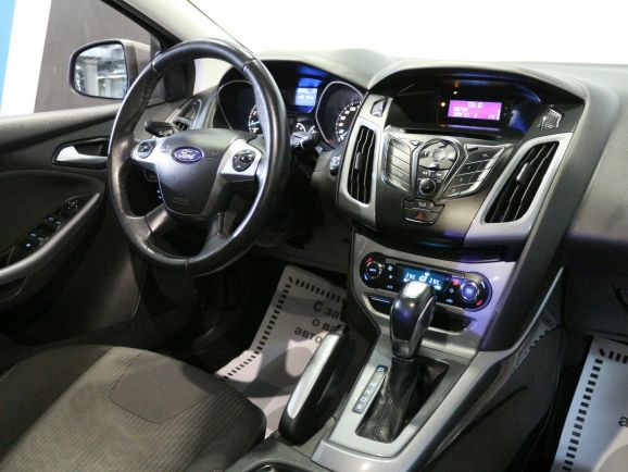 Ford Focus Titanium, 2.0 л, Робот, 2013 фото 7
