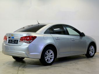 Chevrolet Cruze LS, 1.6 л, АКПП, 2015 фото 5