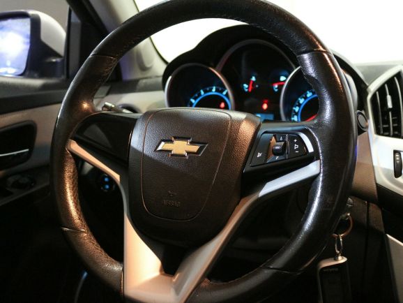 Chevrolet Cruze LS, 1.6 л, АТ, 2015 фото 9