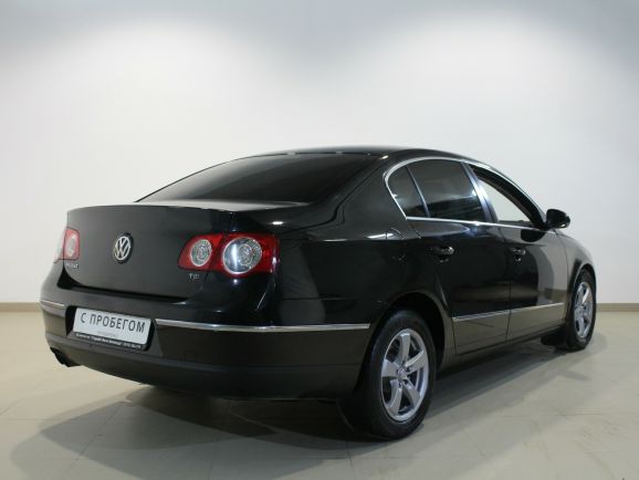 Volkswagen Passat Comfortline, 1.8 л, Робот, 2010 фото 5