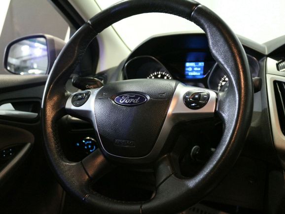 Ford Focus, 1.6 л, Робот, 2012 фото 10