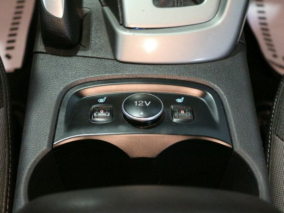 Ford Focus, 1.6 л, Робот, 2012 фото 1