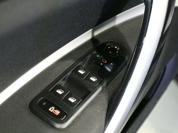 Citroen C5, 1.6 л, МТ, 2011 фото 1