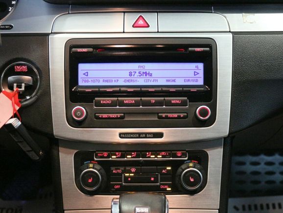 Volkswagen Passat CC Sport, 1.8 л, Робот, 2009 фото 10