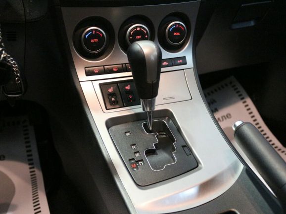 Mazda 3, 1.6 л, АТ, 2011 фото 2