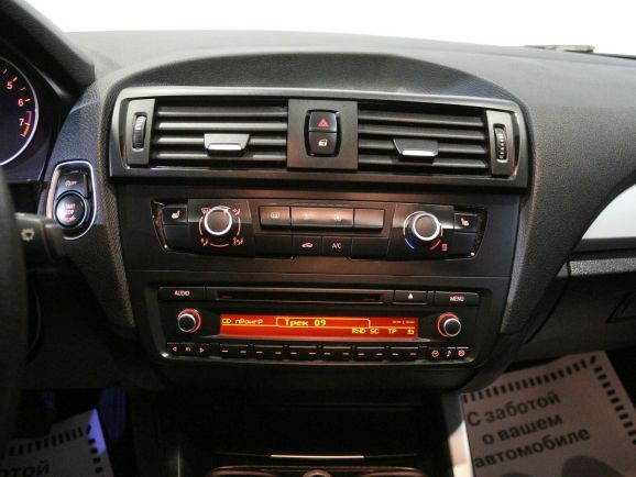 BMW 1 серии 116i, 1.6 л, АТ, 2014 фото 10