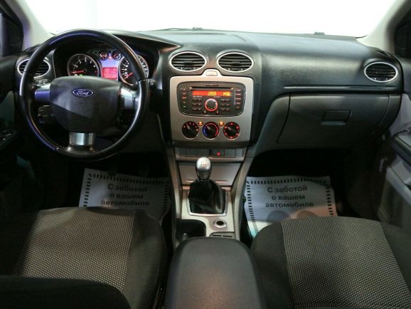 Ford Focus Comfort, 1.8 л, МТ, 2010 фото 8