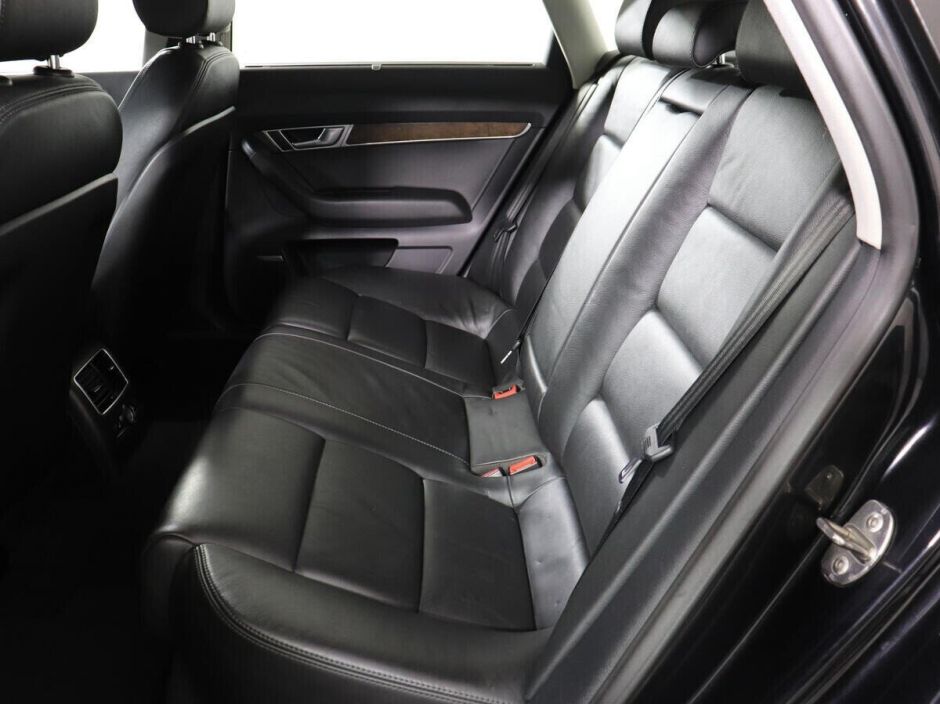 Audi A6, 3.0 л, АТ, 2010 фото 1