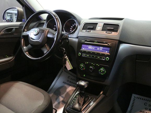 Skoda Yeti Ambition, 1.2 л, Робот, 2013 фото 7