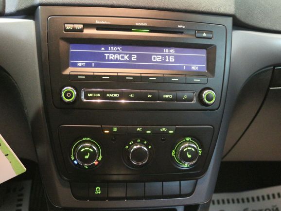 Skoda Yeti Ambition, 1.2 л, Робот, 2013 фото 2