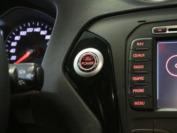 Ford Mondeo Titanium Black, 2.0 л, Робот, 2013 фото 12