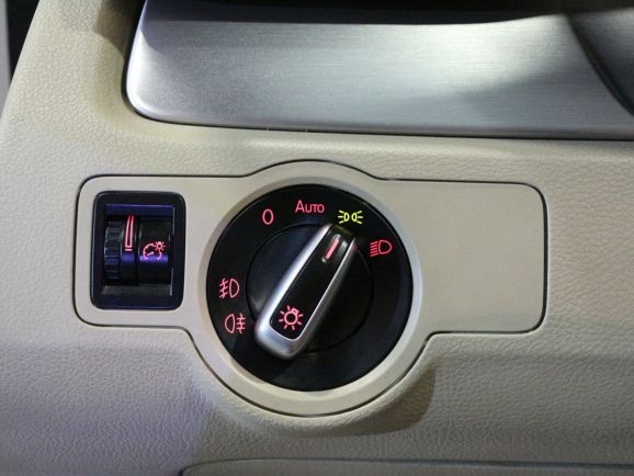 Volkswagen Passat CC, 1.8 л, Робот, 2010 фото 1