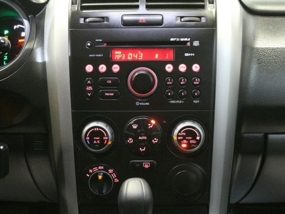 Suzuki Grand Vitara, 2.0 л, АТ, 2008 фото 11