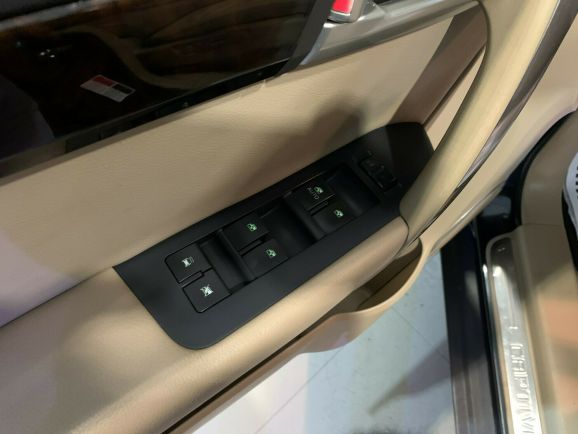 Chevrolet Captiva, 3.2 л, АТ, 2010 фото 2