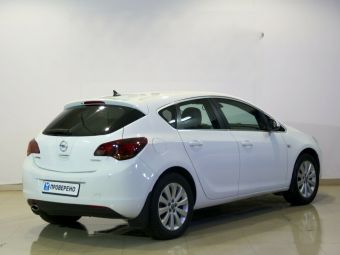 Opel Astra Cosmo, 1.4 л, АКПП, 2012 фото 6