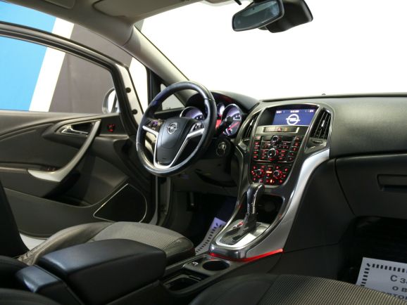 Opel Astra Cosmo, 1.4 л, АТ, 2012 фото 1