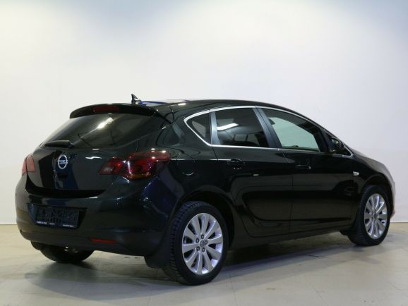 Opel Astra Cosmo, 1.6 л, АТ, 2010 фото 5