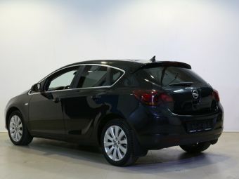 Opel Astra Cosmo, 1.6 л, АКПП, 2010 фото 6