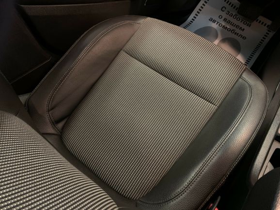 Opel Astra Cosmo, 1.6 л, АТ, 2010 фото 1