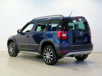 Skoda Yeti Active, 1.2 л, РКПП, 2010 фото 6